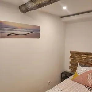 https://le-panier-vieux-port.fr-provencehotel.com